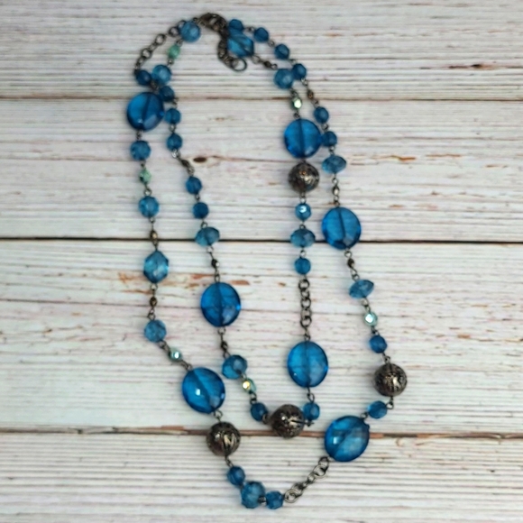CLEAR BLUE FACETED BEADED FASHION NECKLACE - Picture 4 of 7
